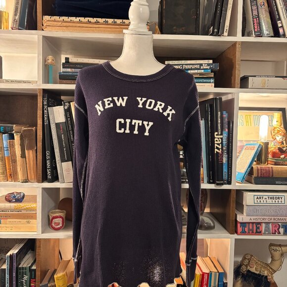 NEW YORK CITY PULLOVER - Picture 1 of 4
